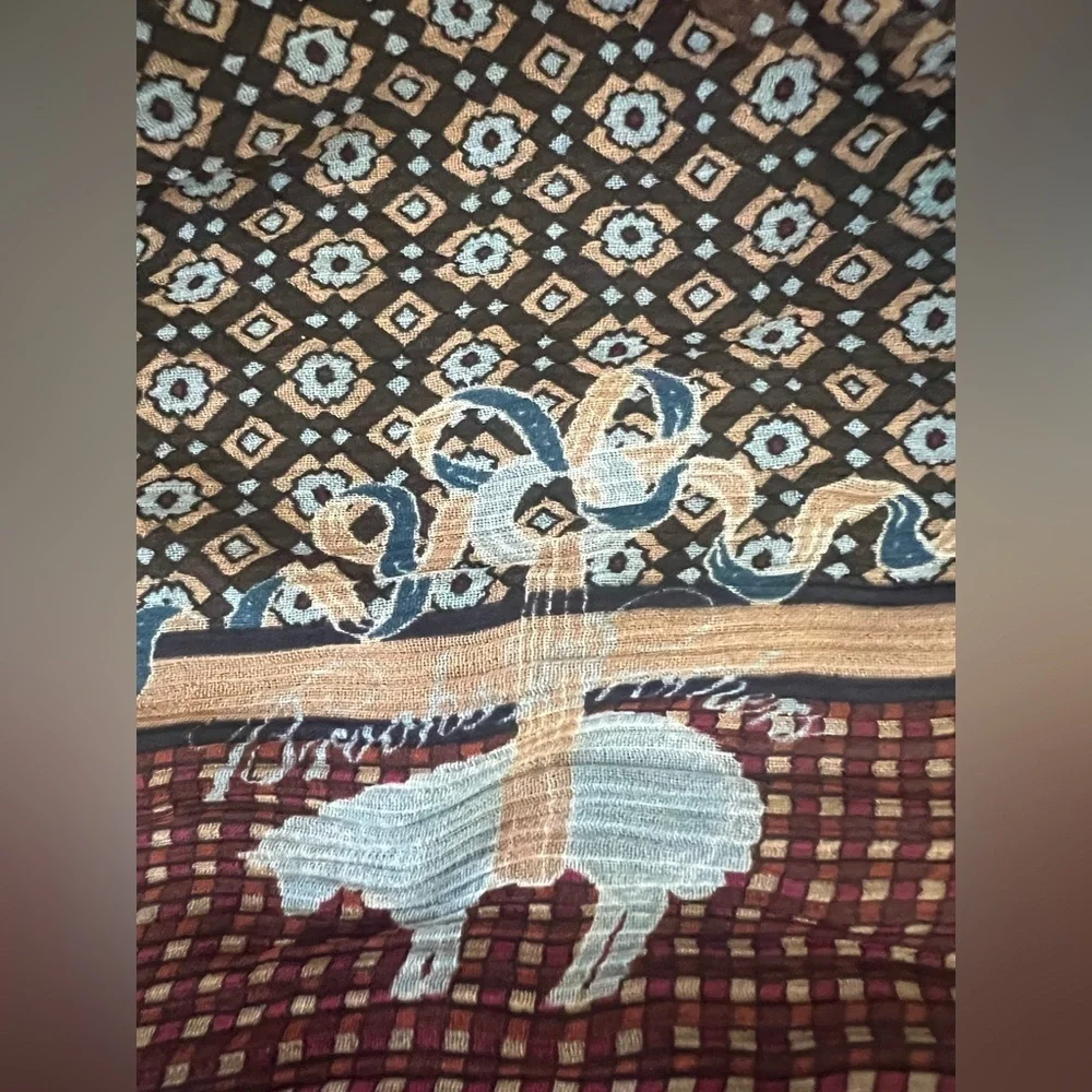 Brooks Brothers 100% silk scarf Made in Italy. 10” x 26”